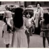 Lady Watching Kids New York City Svartvit Poster – Alla posters Roosmark av Caroline Roosmark