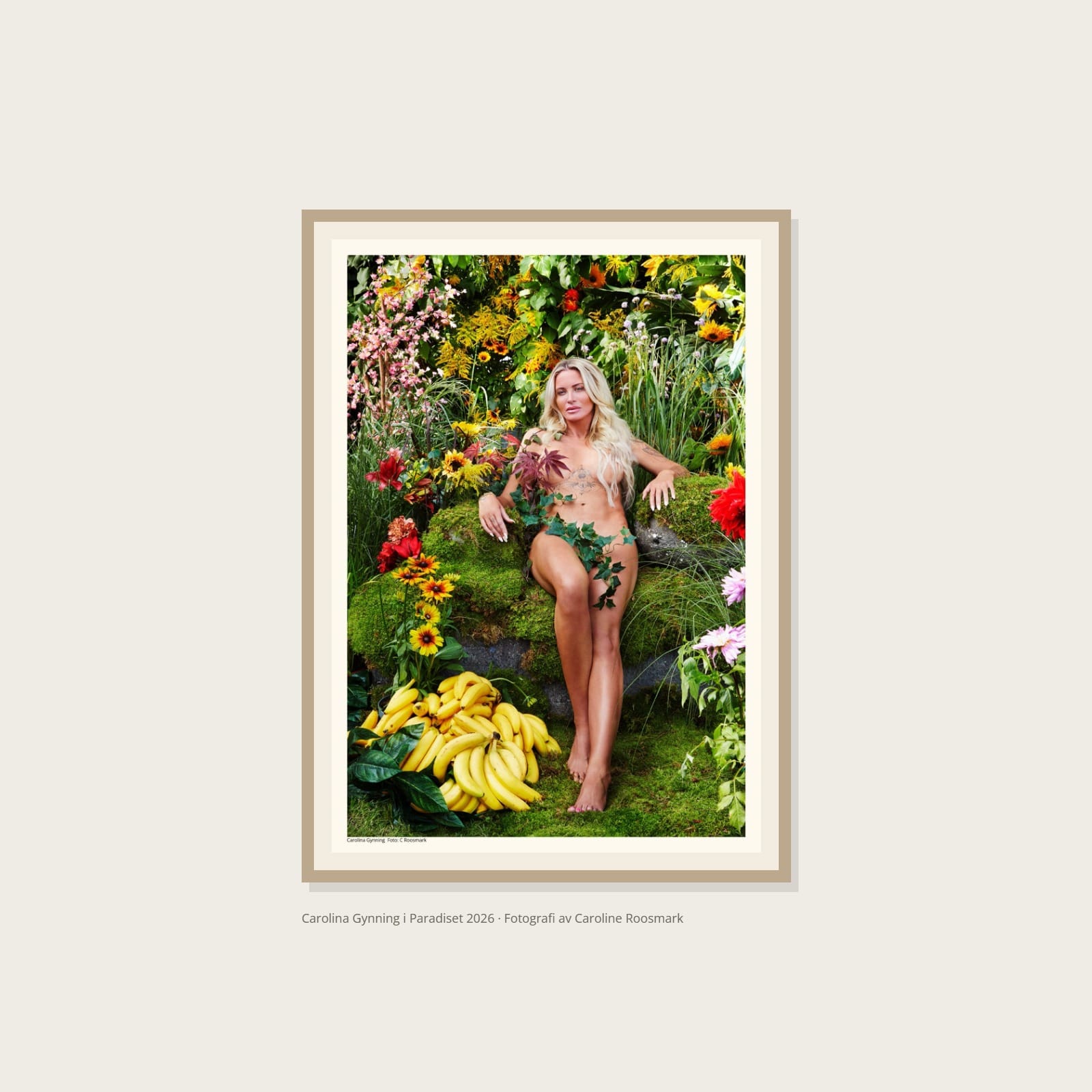 Carolina Gynning CR Carolina Gynning i Paradiset Poster – Alla posters Roosmark av Caroline Roosmark